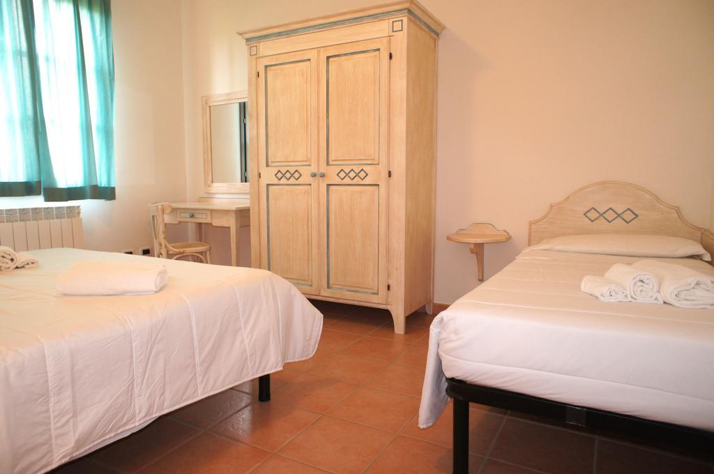 Appartamenti In Residence Villa Santa Maria سان فينتْشينسو الغرفة الصورة