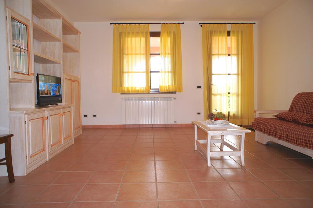 Appartamenti In Residence Villa Santa Maria سان فينتْشينسو الغرفة الصورة