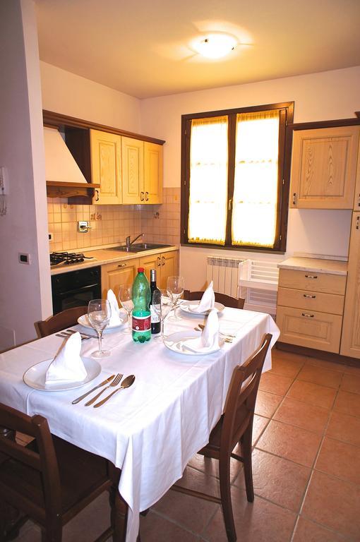 Appartamenti In Residence Villa Santa Maria سان فينتْشينسو الغرفة الصورة